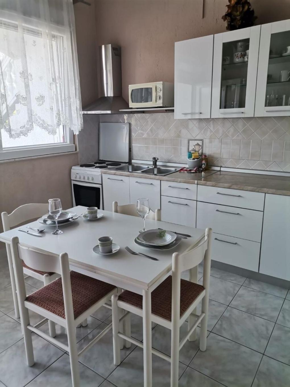 Apartments Mig - With Beautiful Garden Супетарська Драґа Екстер'єр фото