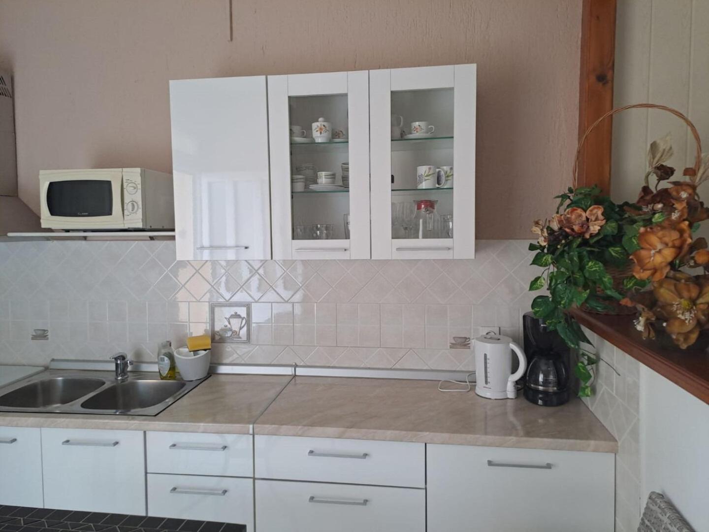 Apartments Mig - With Beautiful Garden Супетарська Драґа Екстер'єр фото