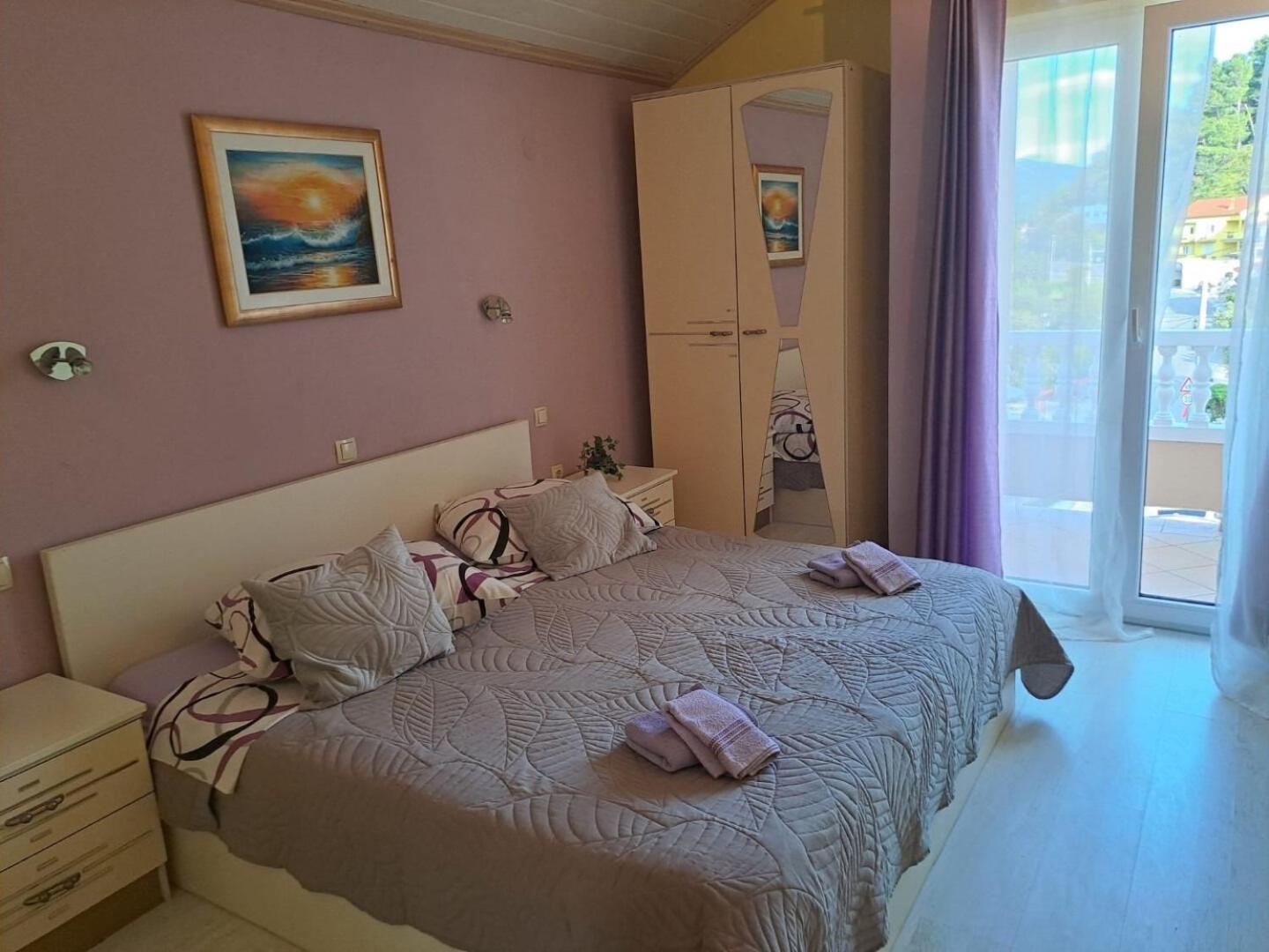 Apartments Mig - With Beautiful Garden Супетарська Драґа Екстер'єр фото